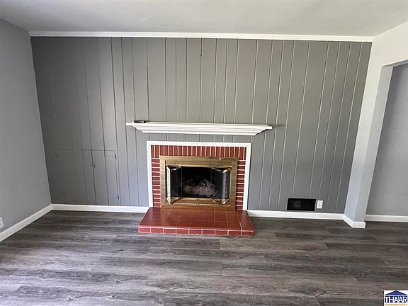 5th image of 313 S 32nd St
