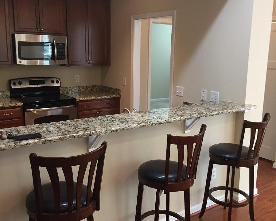 Kitchen/Bar