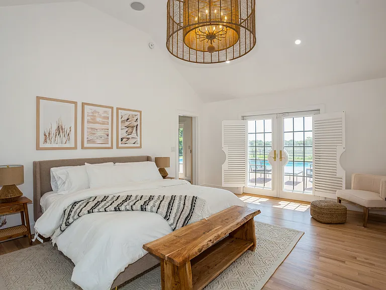 10 Uncle Leos Ln — Photo 12