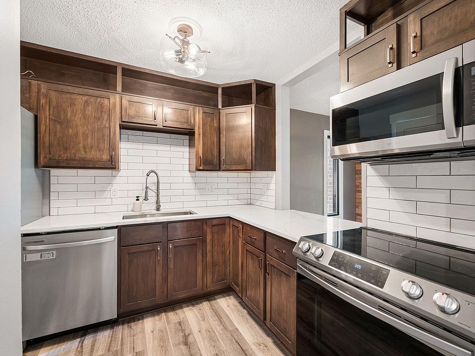 1st image of 1577 Millpond Ct #77