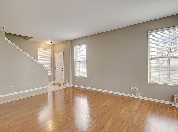 3rd image of 5017 Montauk Dr #0
