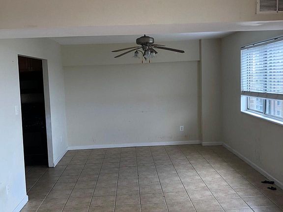 3rd image of 1836 Metzerott Rd APT 1101