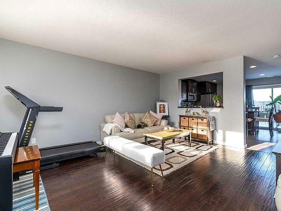 2nd image of 4260 41st St Unit 28