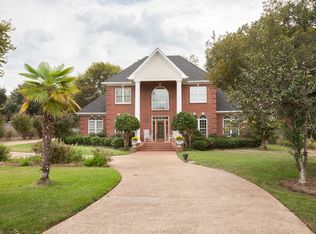 100 Canterbury Pl, Ridgeland, MS 39157