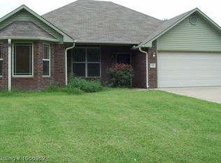 112 Stone Dr, Roland, OK 74954