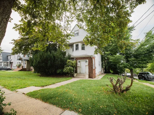 180 Larch Ave Floor 2, Teaneck, NJ 07666