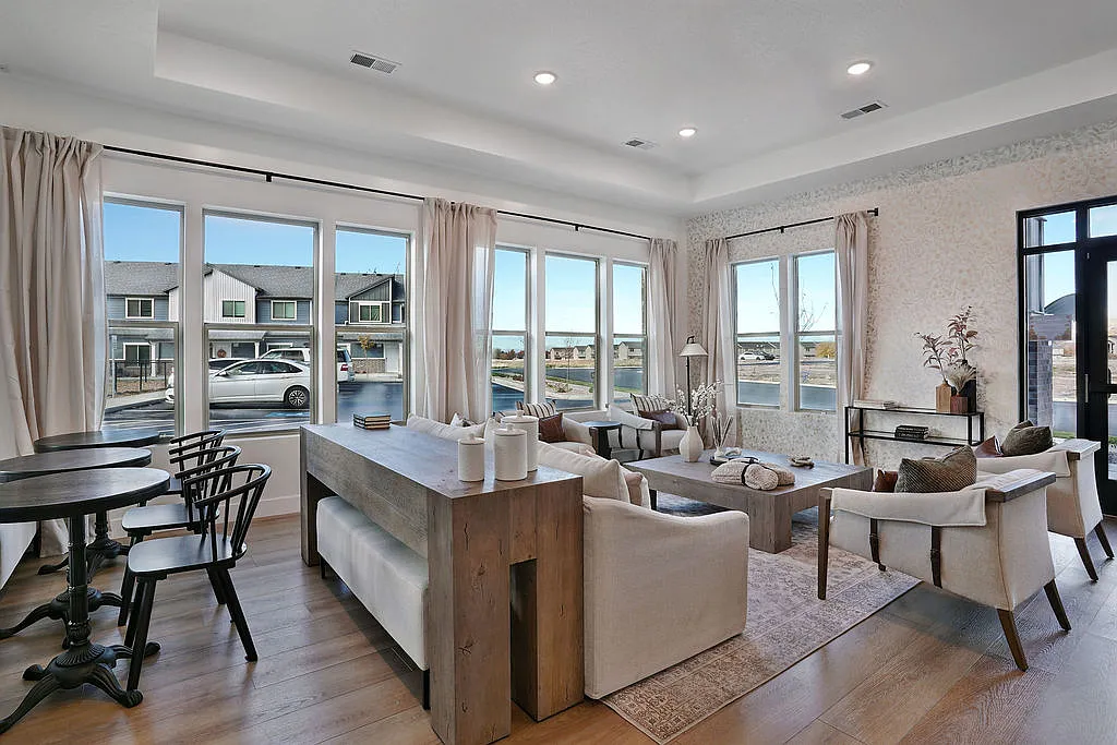Patriot Pointe — Photo 1