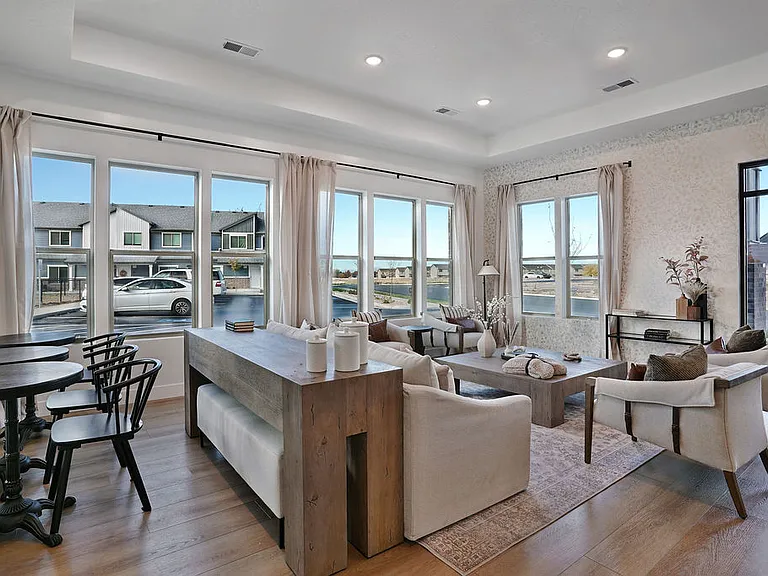 Patriot Pointe — Photo 1