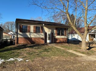 701 Douglas Ave, Dixon, IL 61021