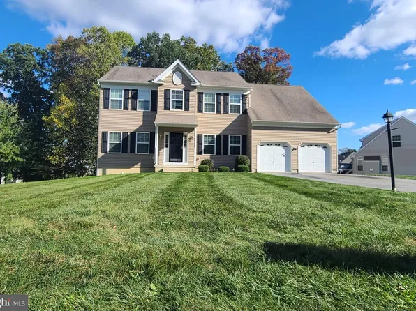 106 Cornwall Pl, Coatesville, PA 19320