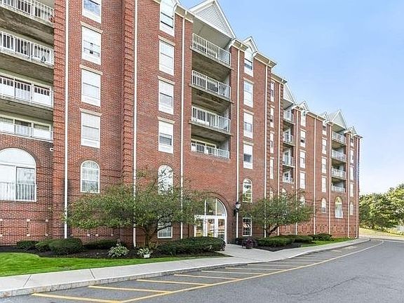 2nd image of 100 Boatswains Way Unit 14997K
