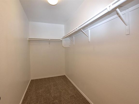 2nd image of 700 Bayberry Cir