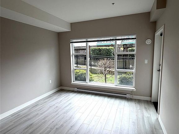 4th image of 1020 Inverness Rd #106