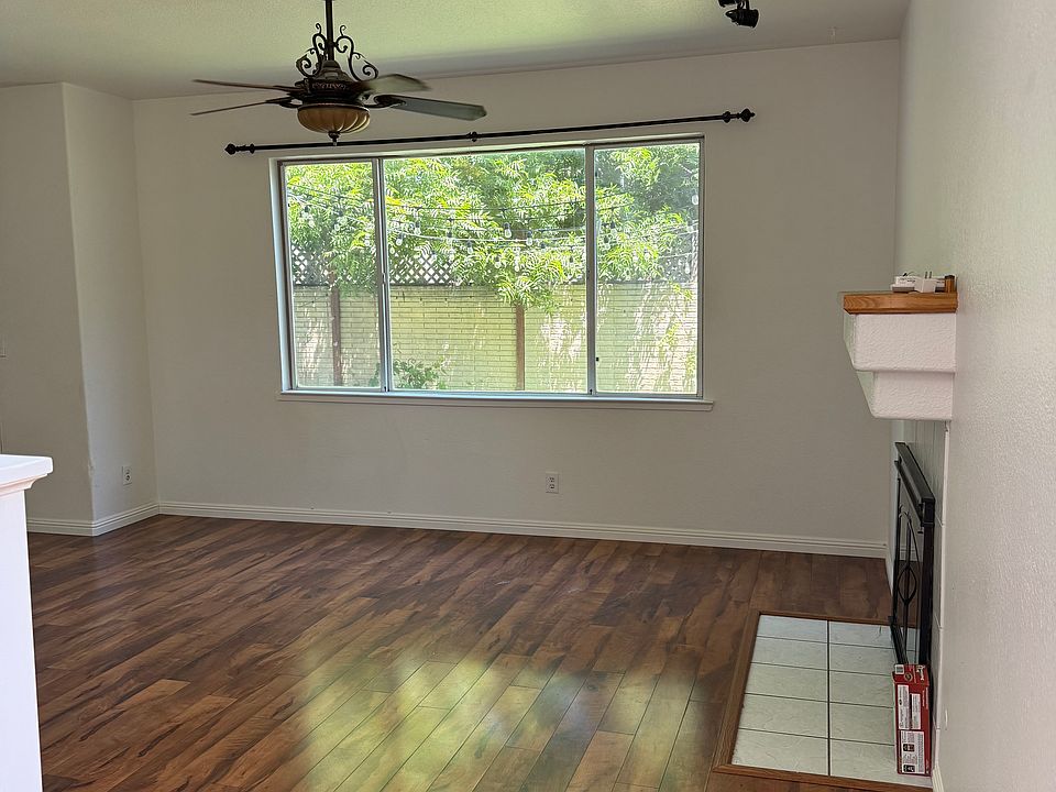 1st image of 573 Topaz Way