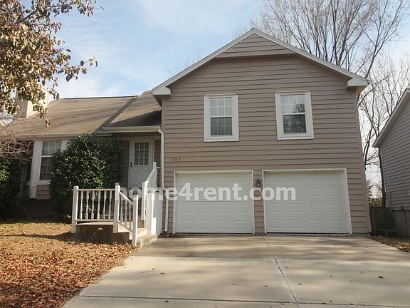 2nd image of 13343 Walnut St