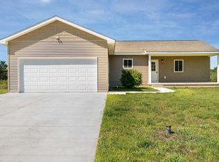 1105 Pheasant Run, Gladwin, MI 48624