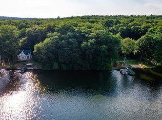 51-51 Seneca Ln #A, Sturbridge, MA 01566