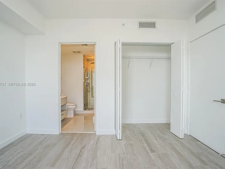 55 SW 9th St #2907 — Photo 8