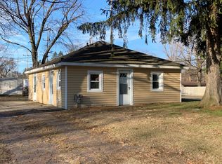 1645 Huron St, Niles, MI 49120