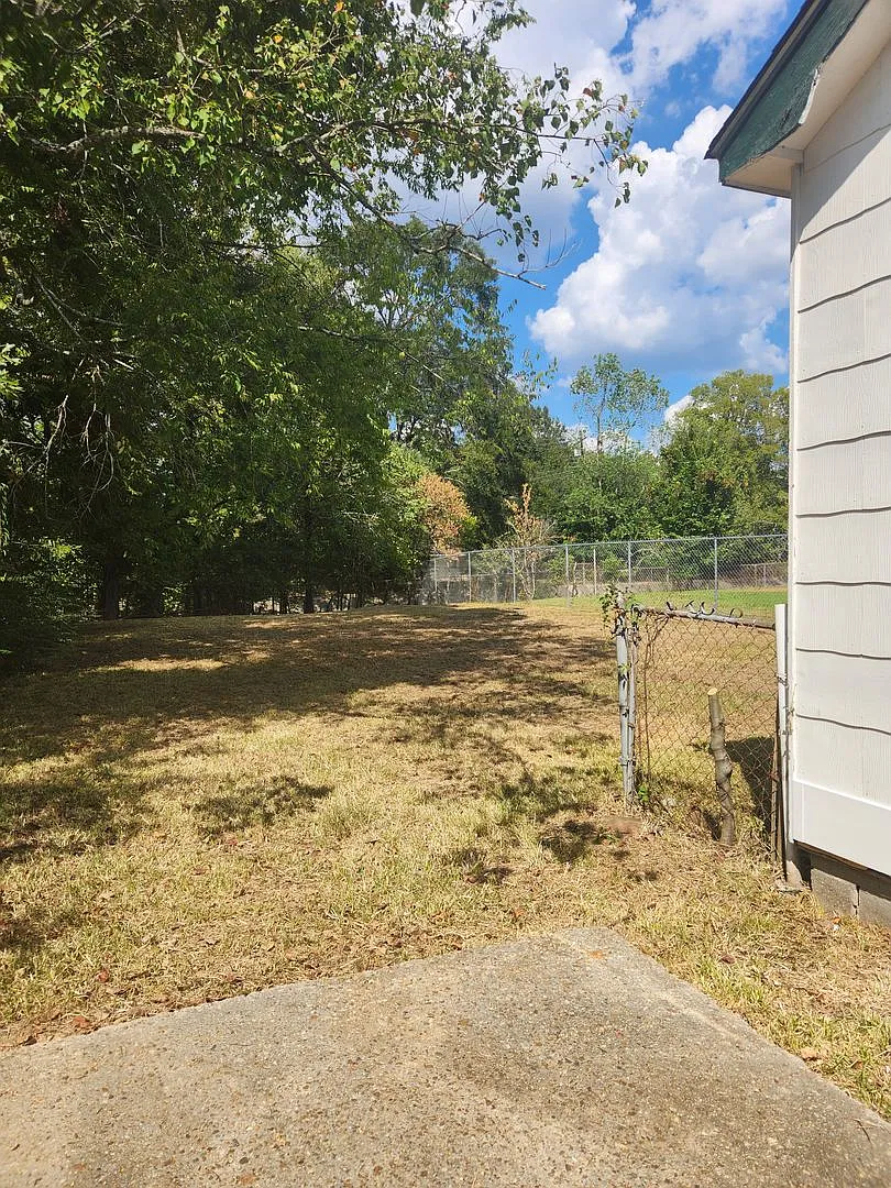 House for Rent — Photo 3