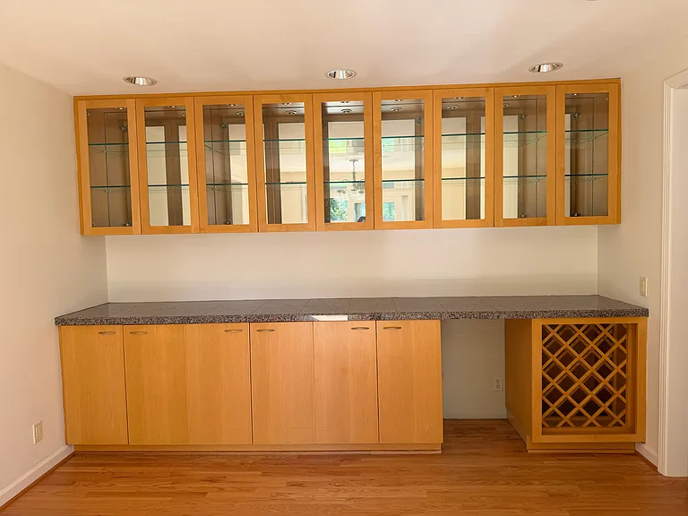 2507 Medina Cir — Photo 9