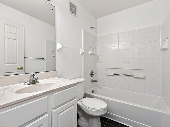 4th image of 3772 Grant Ave APT I