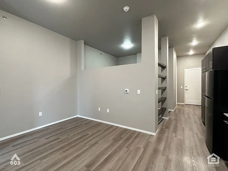 University Hills Village — Photo 123