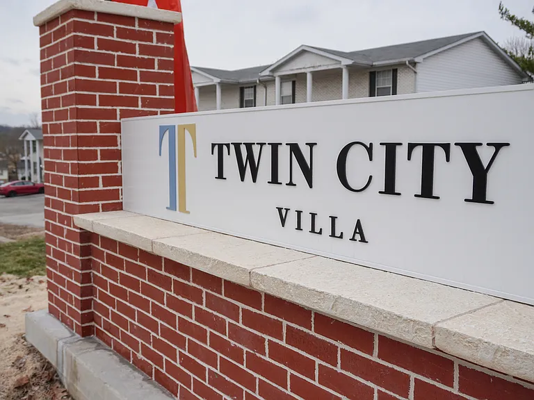 Twin City Villa — Photo 1