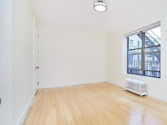 5th image of 71 Ocean Pkwy APT 5E