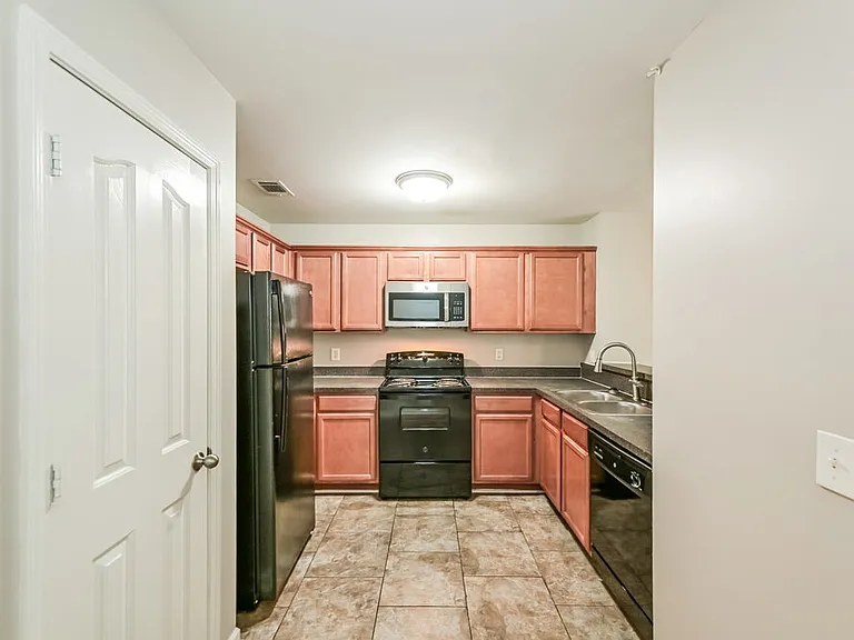 8043 Logan Dr — Photo 7