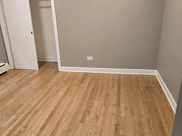 5631 N Mozart St — Photo 5