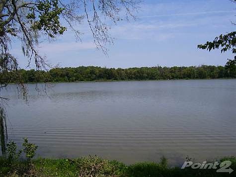 Hard to find riverfront home with direct access on waterway