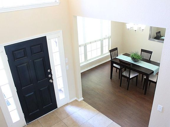 3rd image of 11205 Jockey Bluff Dr