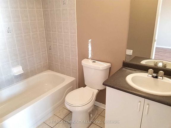 2nd image of 5284 Marblewood Dr