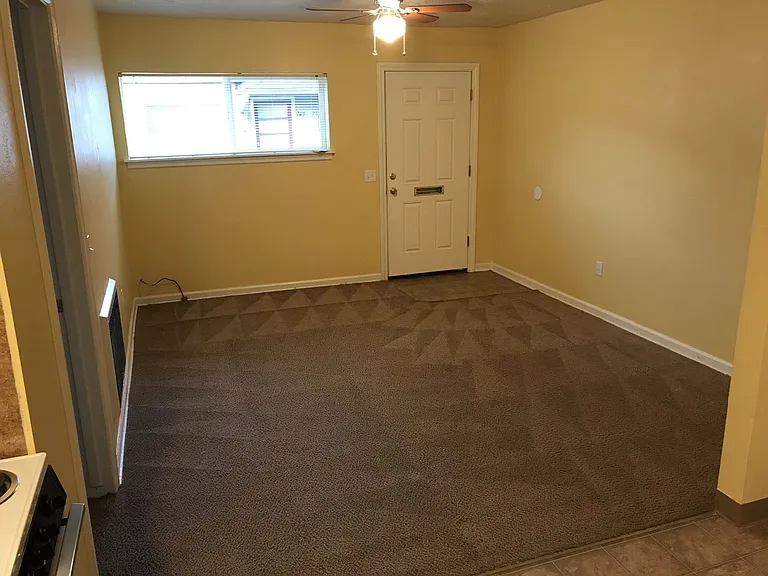 166-Gerth Apartments — Photo 5
