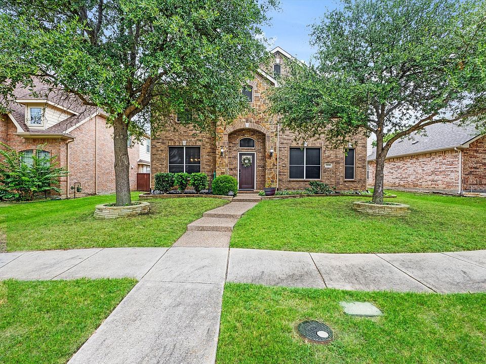 1st image of 12038 Gonzales Dr