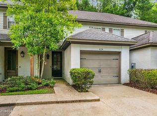 624 Braeburn Ct, Flowood, MS 39232