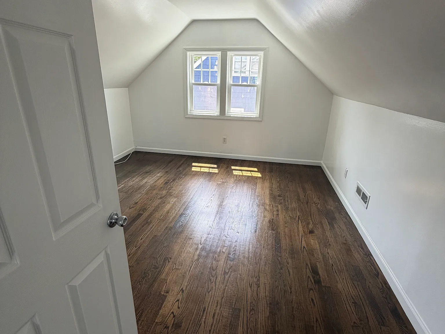 1 bed, $1,600 — Photo 4
