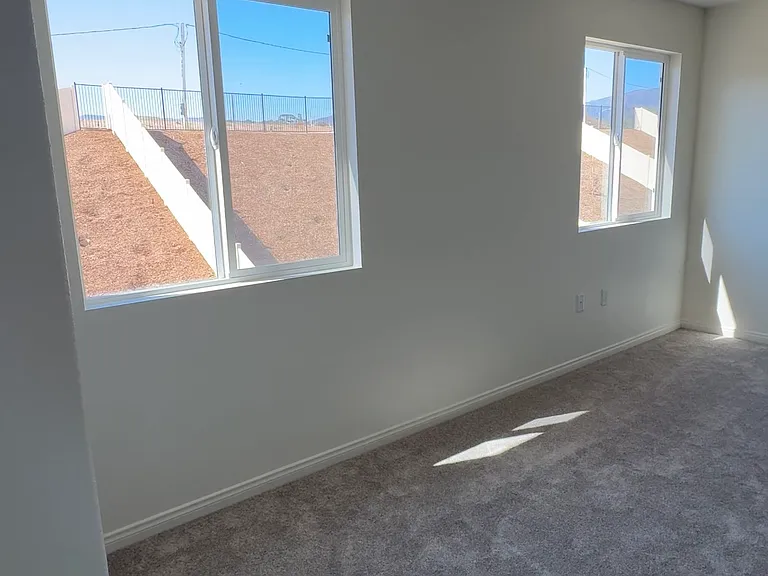 4646 Florence Dr — Photo 13