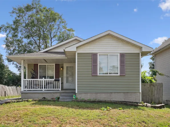 1330 Clark St, Des Moines, IA 50314