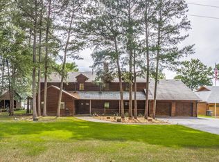 560 Whispering Pine Trl S, Mount Vernon, TX 75457