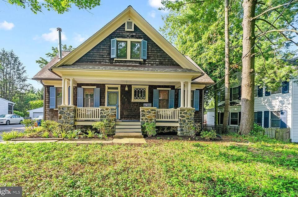1st image of 225 Church Ln