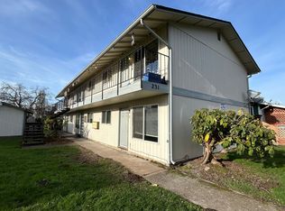 231 20th Ave APT 1, Longview, WA 98632