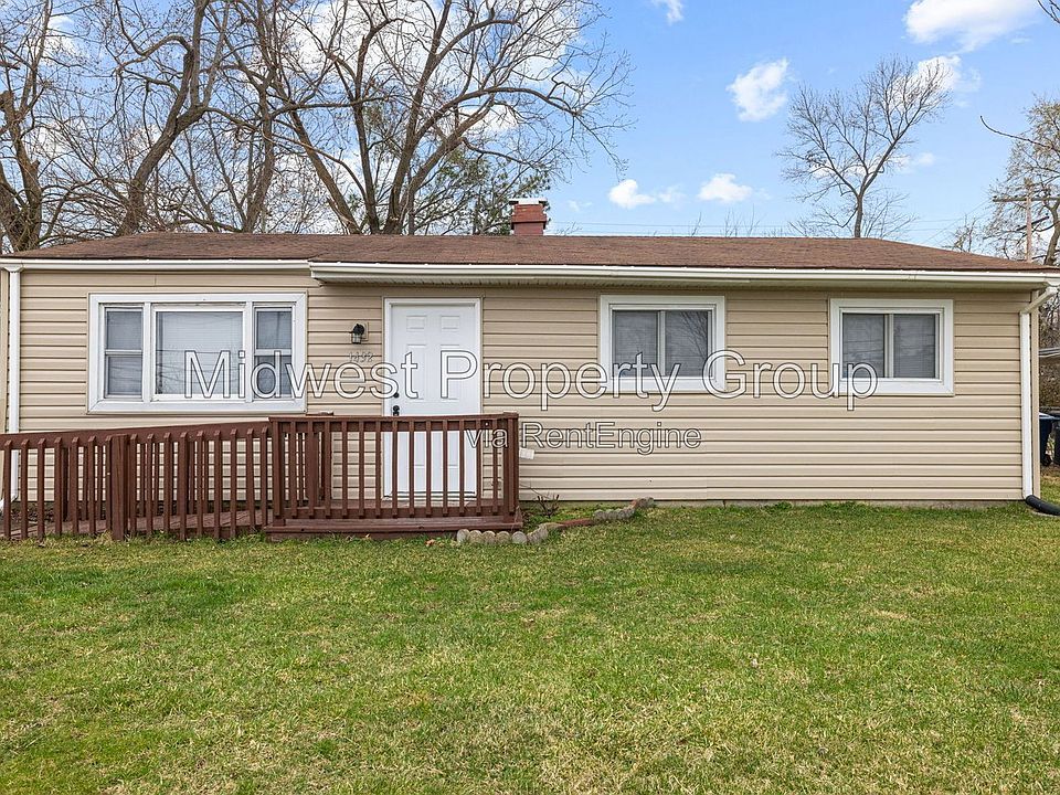 1st image of 1432 E Pitman Ave