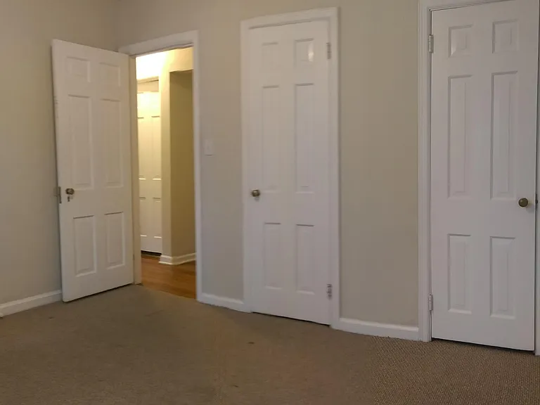 1417 E 37th Pl — Photo 14