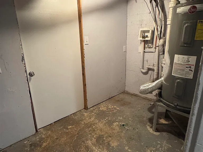 2601 Blue Spring Rd NW — Photo 11