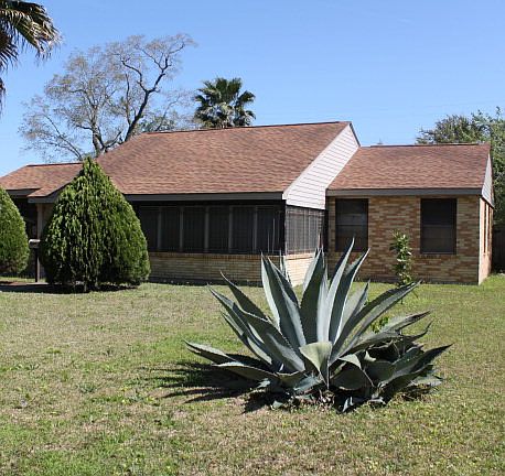 2nd image of 3148 Highland Ave