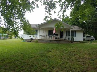 402 W Main St, Stanley, VA 22851