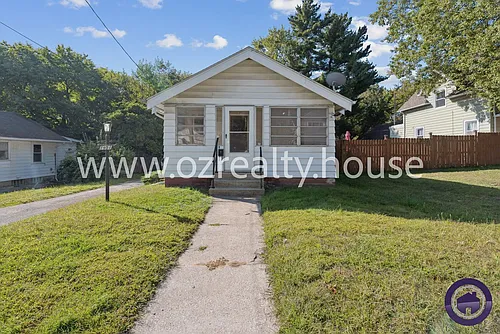 1951 Loxley Rd Photo 1