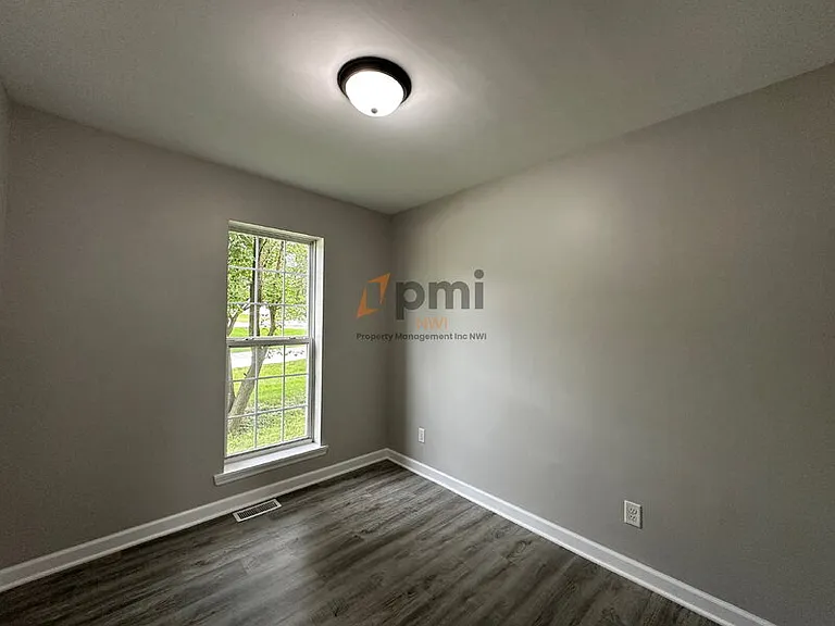 12910 Cline Ave #C — Photo 9